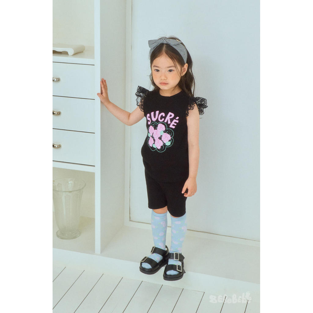 IRIS KIDS Sucre Rose Set — kids rose-print shirt and shorts set, product photo 2 of 11